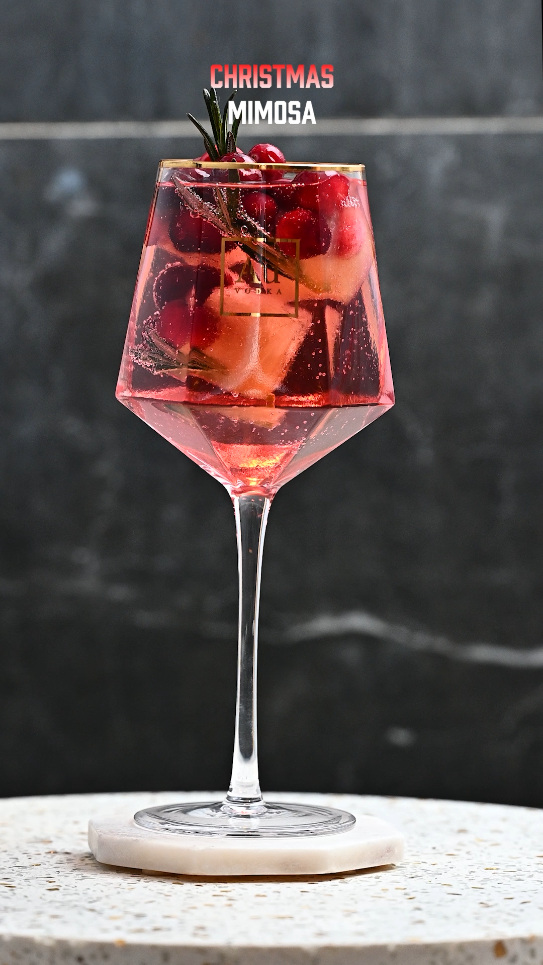 Christmas Mimosa: A Sweet and Tangy Holiday Favorite