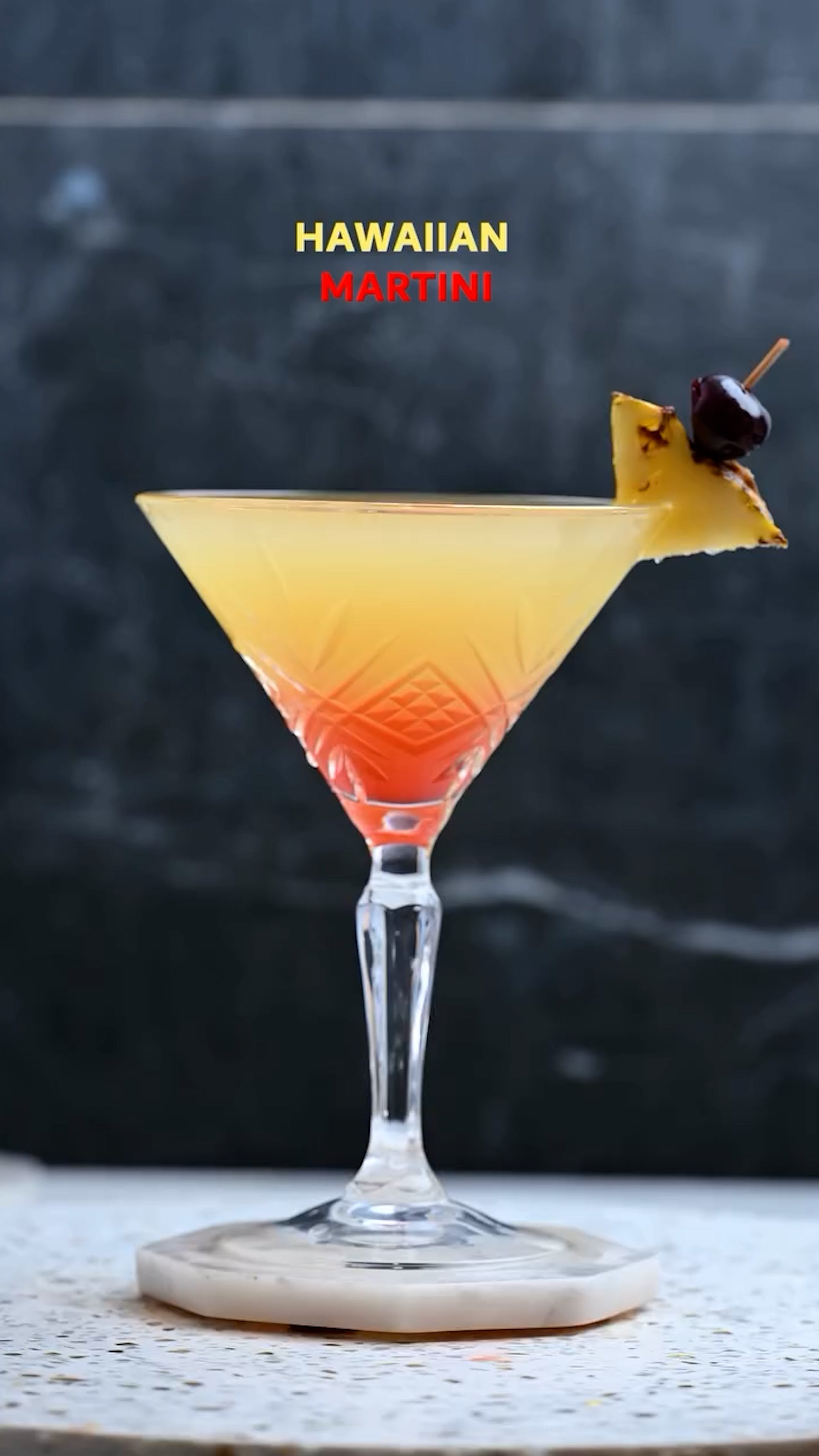 Hawaiian Martini: A Tropical Elegance