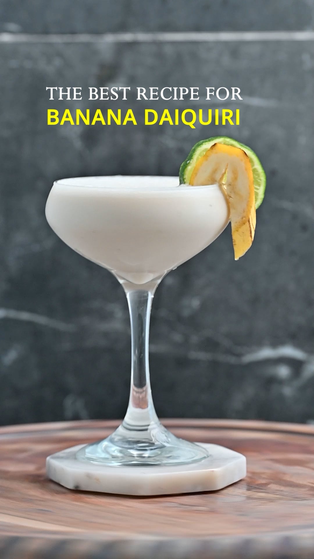 Banana Daiquiri: A Tropical Creamy Delight