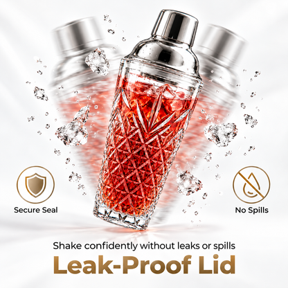 Shaking the crystal shaker with ice, leak-proof lid with secure seal