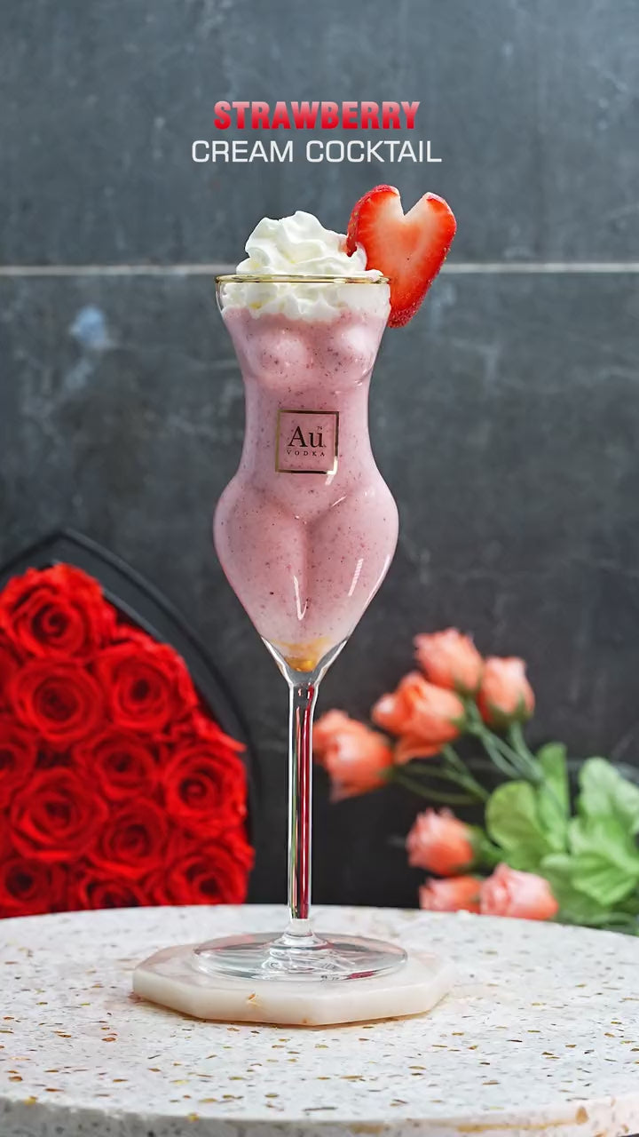 Au Vodka strawberry cream cocktail collaboration